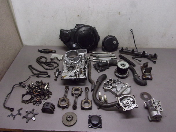 k Large Box of Engine Parts for 2000 Kawasaki ZG1000 Concours