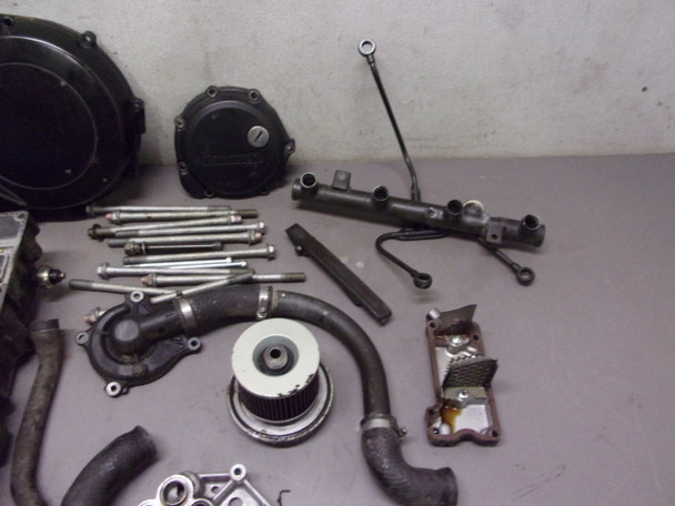 k Large Box of Engine Parts for 2000 Kawasaki ZG1000 Concours