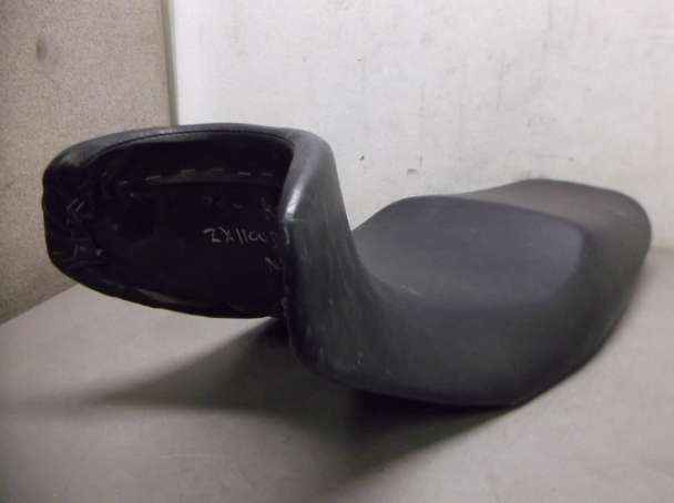 Seat for 1993 Kawasaki ZX1100D Ninja | eBay